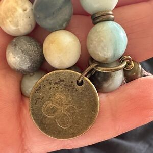 Elegant Beaded Bracelet with Gold Accents